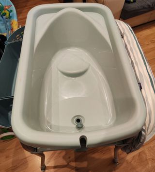 Bañera Chicco Cuddle Bubble y regalos