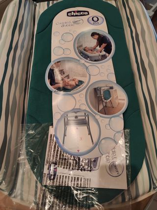 Bañera Chicco Cuddle Bubble y regalos