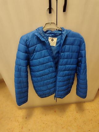 3 chaquetas. Talla 13-14. 