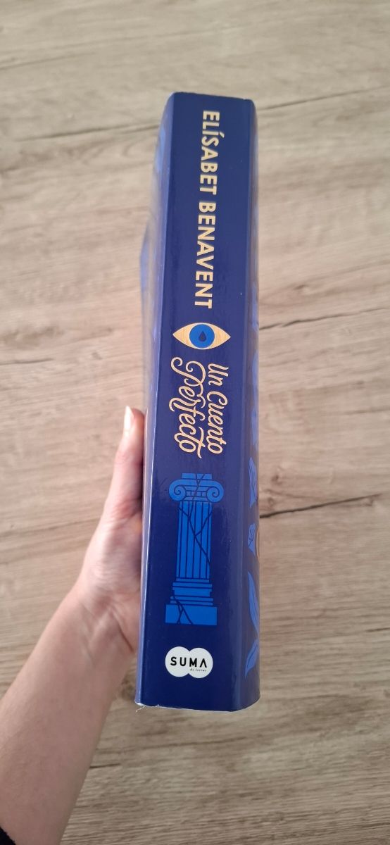 Un cuento perfecto / A Perfect Short Story (Spanish Edition)