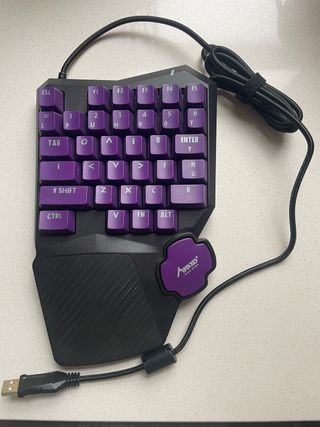 Teclado gaming una mano