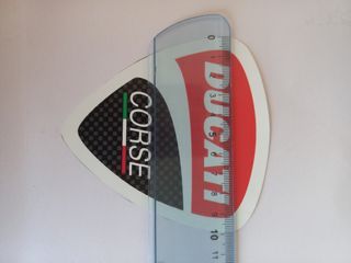 Parche Ducati Corse para coser en chaqueta.