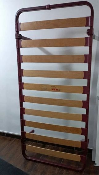 urge! 
Somier 90 x 190 cm
