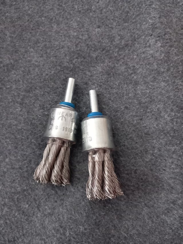 Lote 2 Cepillos alambre rotativo con vastago