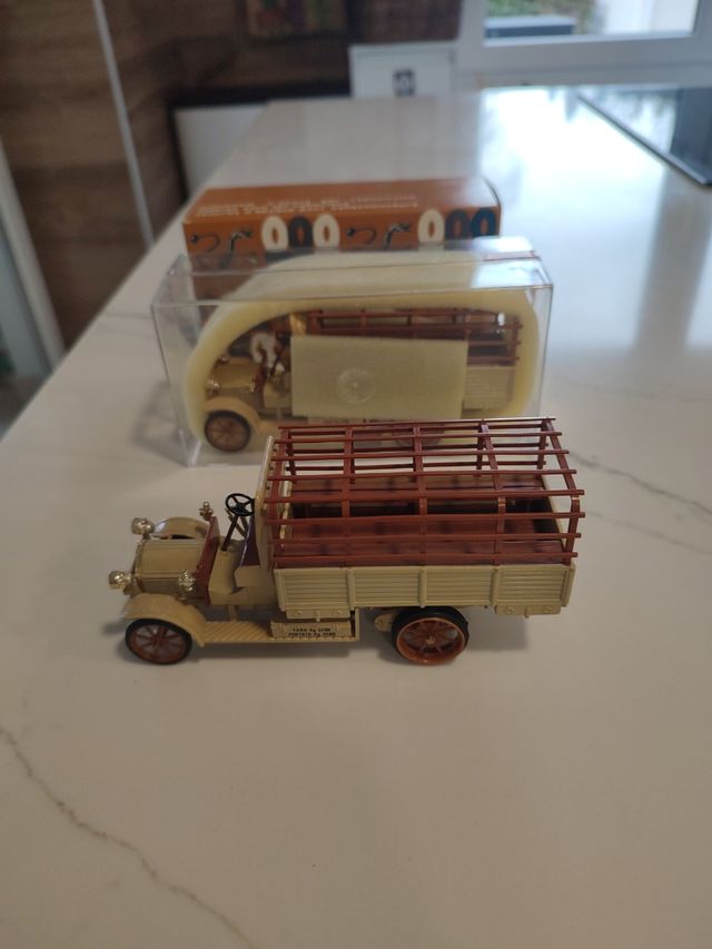 Fiat militar maquetas