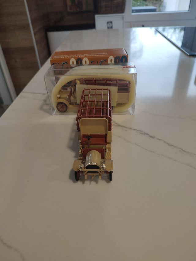 Fiat militar maquetas