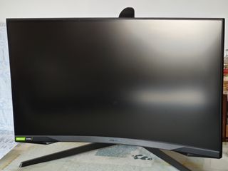 Monitor Samsung G7 QHD 144Hz 27"