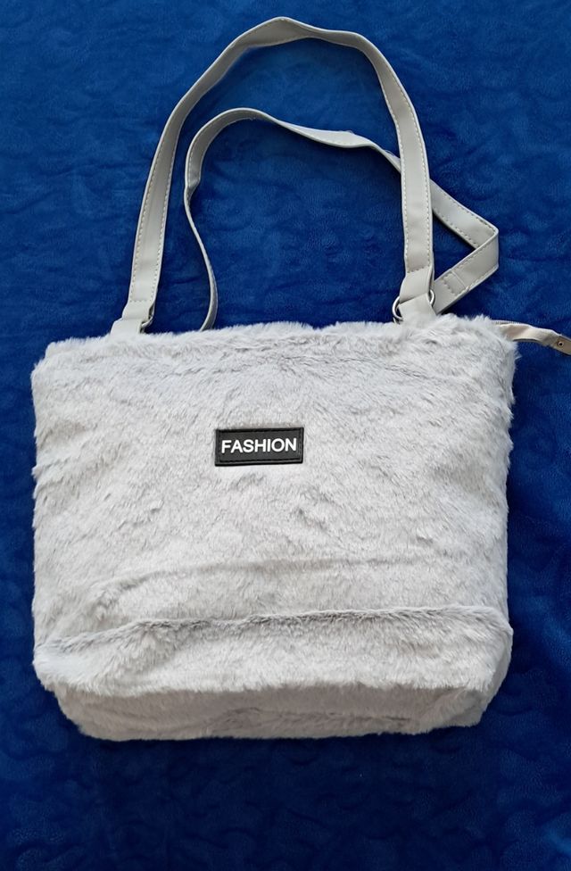 Borsa tracolla peluche stile vintage