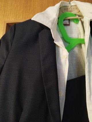 Traje niño
