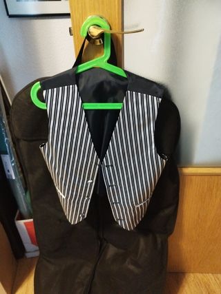 Traje niño
