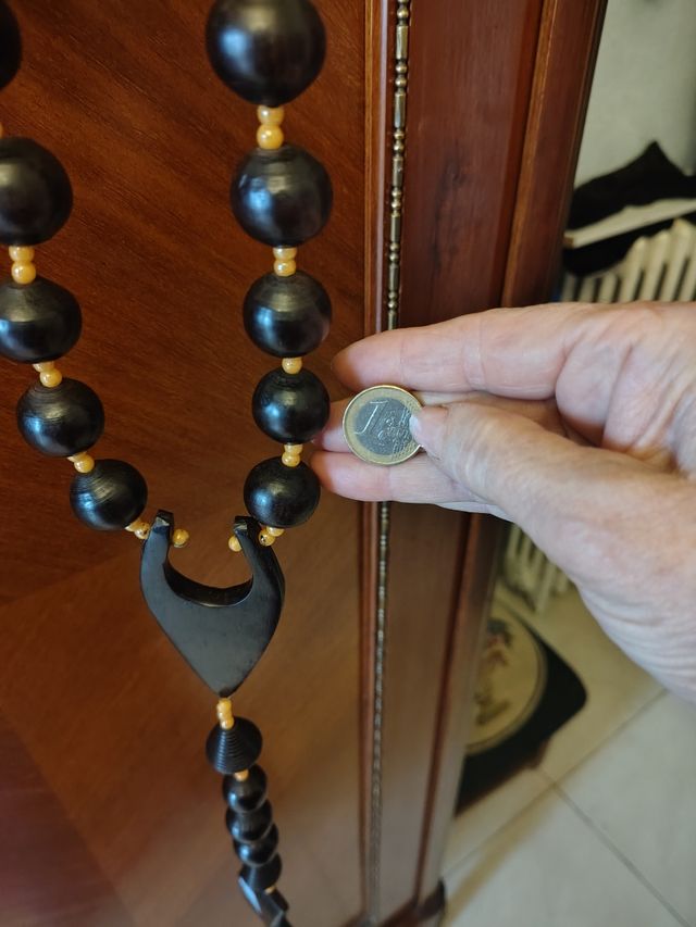 Rosario de Ebano, artesanal