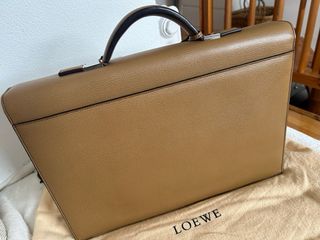 Maletín de piel Loewe