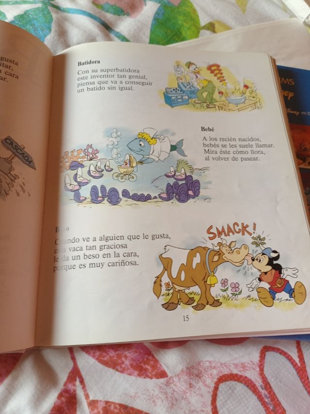 Mi primer diccionario Disney (Álbumes Disney) (Spanish Edition)