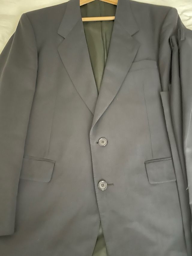 Traje t/52