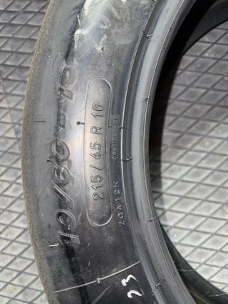 4 slicks michelin compuesto duro 31 en 16” 
