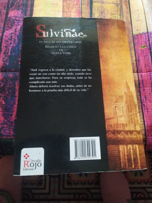 Sulvináe. La Saga de los Despertados. Regreso a la Corte de Nueva York (Dutch Edition)