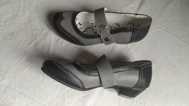 Décolleté pelle mezzo tacco