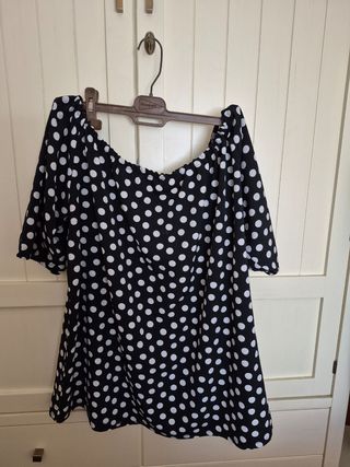 BLUSA ESCOTE BARCO DE LUNARES