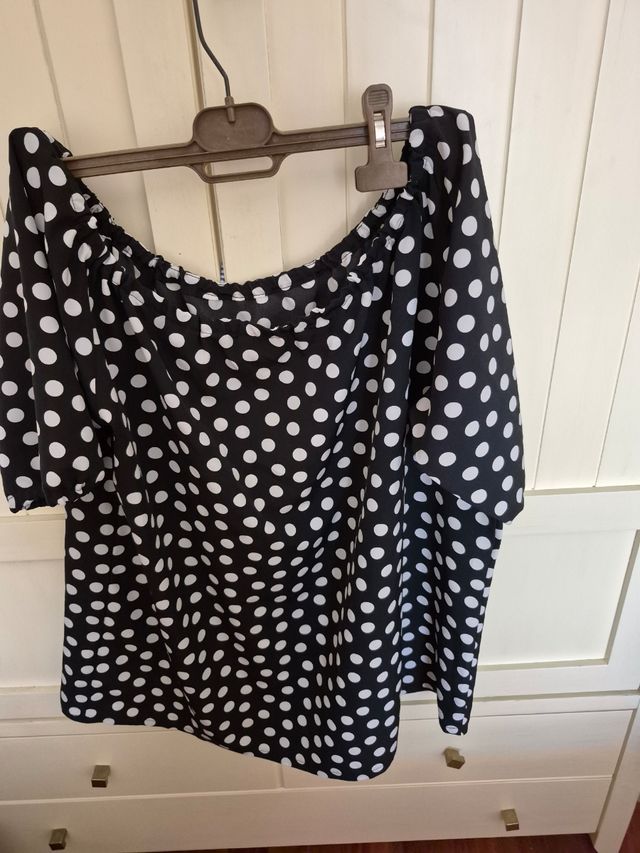 BLUSA ESCOTE BARCO DE LUNARES