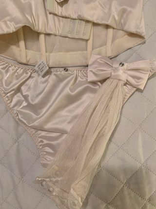 Conjunto lenceria corpiño y braguitas