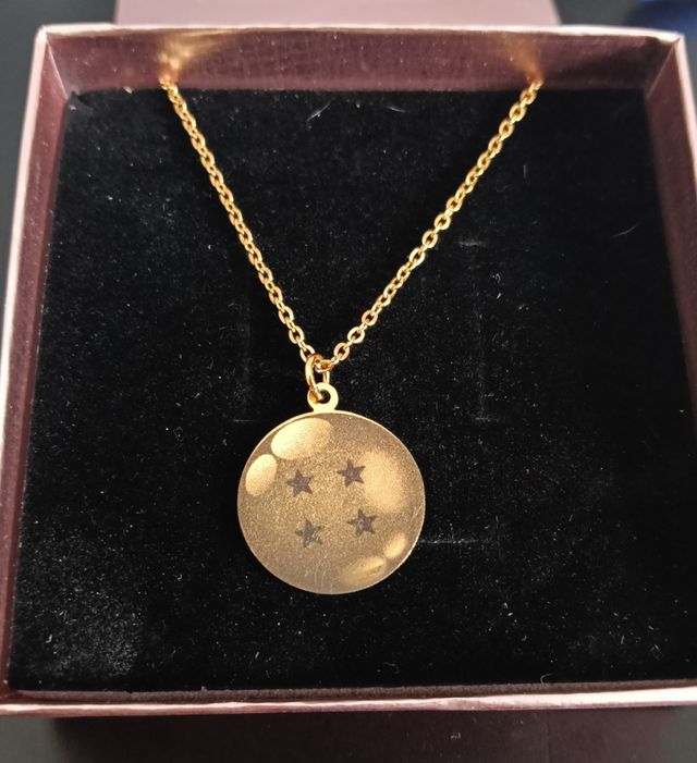 Medalla dragón boll