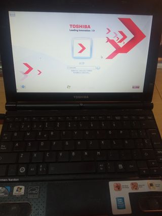 Notebook Toshiba NB 520-108.