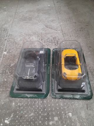 2 macchinina in metallo smaltato nuovo .