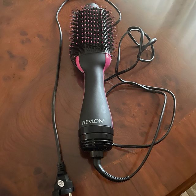 Cepillo eléctrico alisador