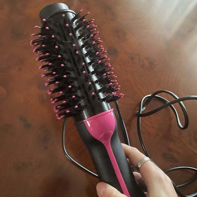 Cepillo eléctrico alisador