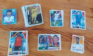 Lote 63 cromos fútbol diferentes