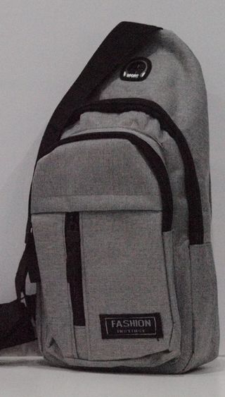 Mochila cruzada gris