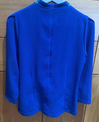 Camisa mujer con cuello de pedreria talla L