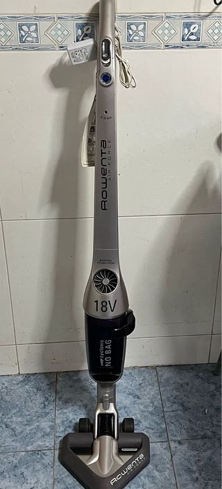 Aspirador Rowenta air force.18V