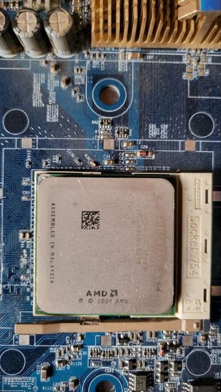 GIGABYTE K8 TRITON PC
