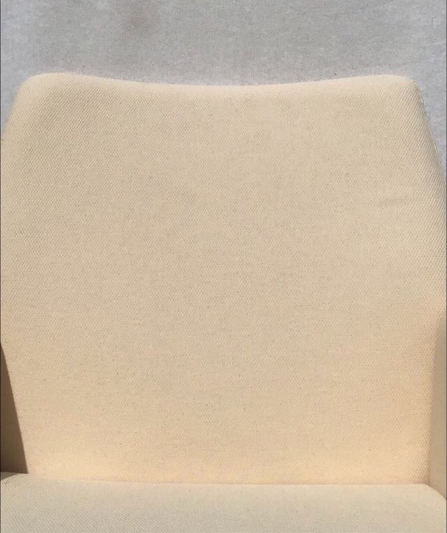 Sillón descalzadora con ruedas.