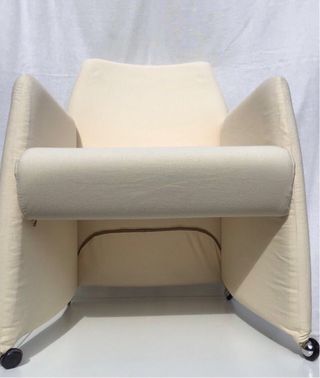 Sillón descalzadora con ruedas.
