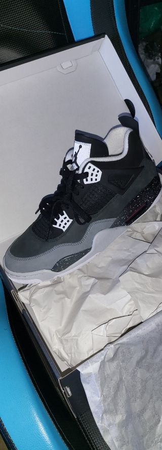 Zapatilla Jordan 4 Fear 44,5