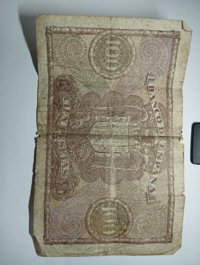 Billete de peseta en condiciones de conservación.