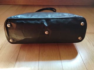 Bolso cuero negro Haity.