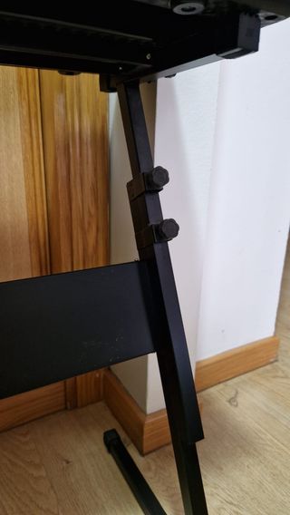 Teclado-piano con asiento