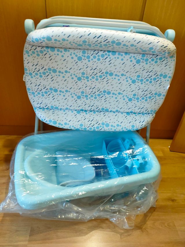Bañera y cambiador Chicco