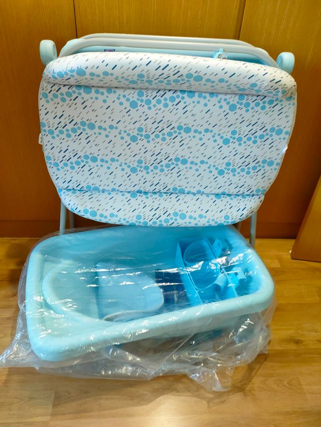 Bañera y cambiador Chicco