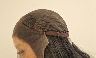 Impresionante Peluca negra lace front 