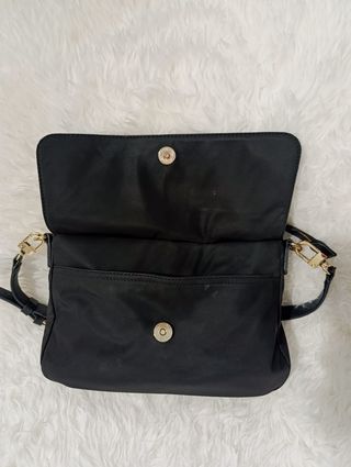 Bolso Guess de hombro 