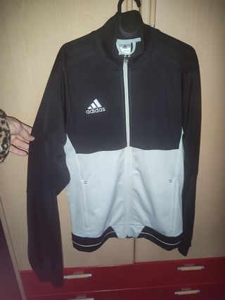 Chaqueta chándal fina 