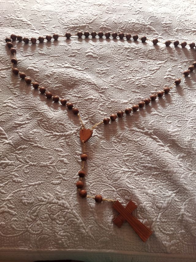 Rosario grande pared. Madera