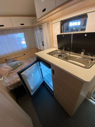 NUEVA Caravana Adria Aviva 360  a estrenar mod 26