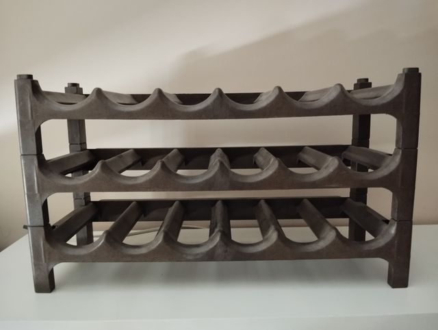 Botellero de polímero regulable