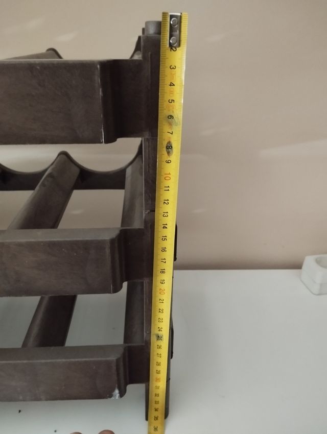 Botellero de polímero regulable