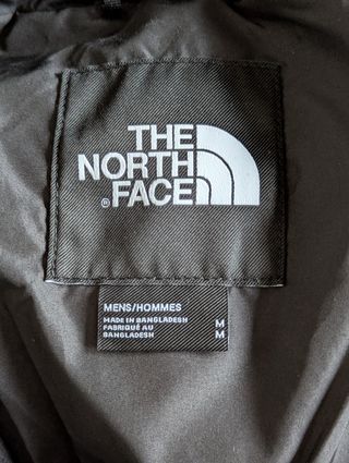 Chaqueta The North Face nueva - Limbara